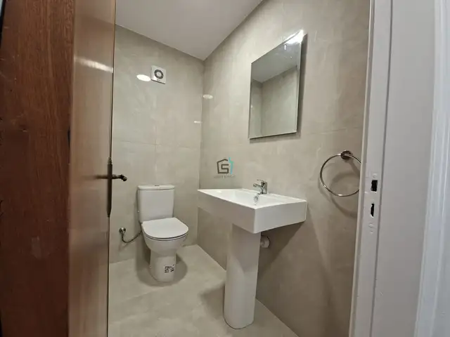 Fully renovated commercial space - 140 sqm - omonias, Επαρχία Λεμεσού — Λεμεσός - Ομόνοια - 7