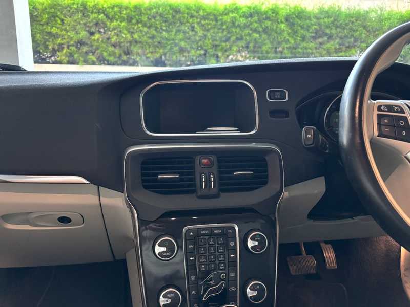 2017 Volvo V40 1,4L 2017 Cyprus