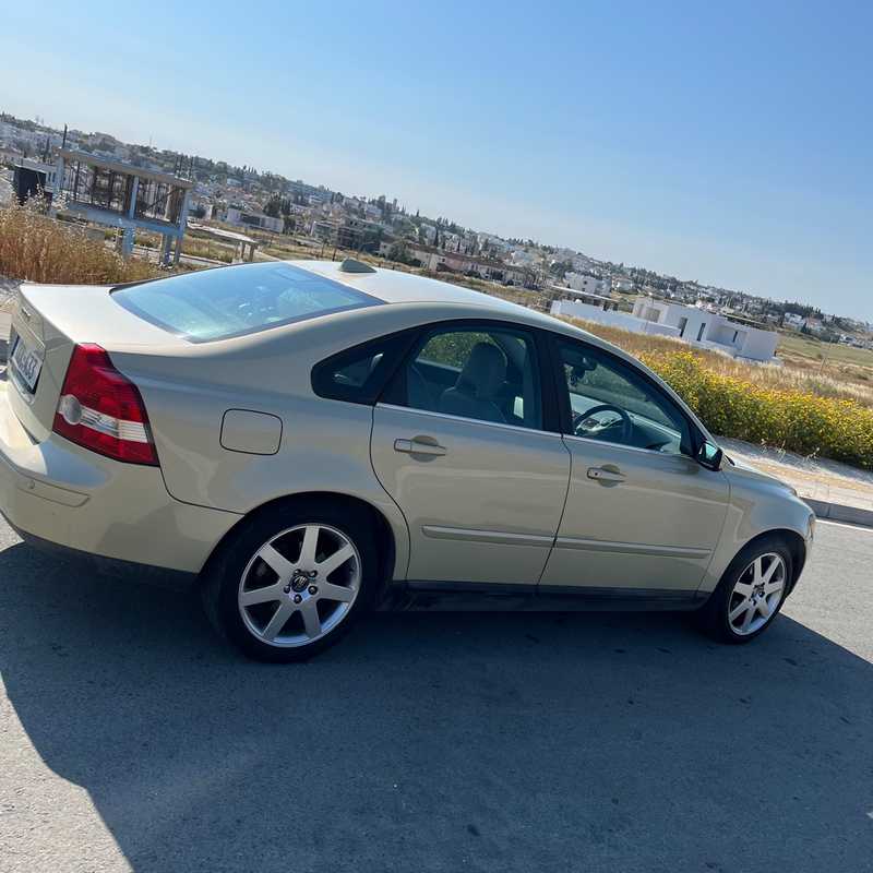 2005 Volvo S40 1,6L 2005 Cyprus