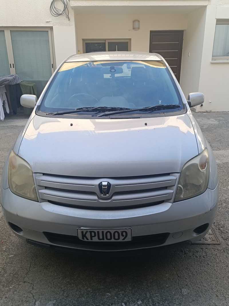 2004 Toyota Ist 1,3L 2004 Cyprus