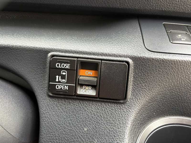 2018 Toyota Sienta 1,5L 2018 Cyprus