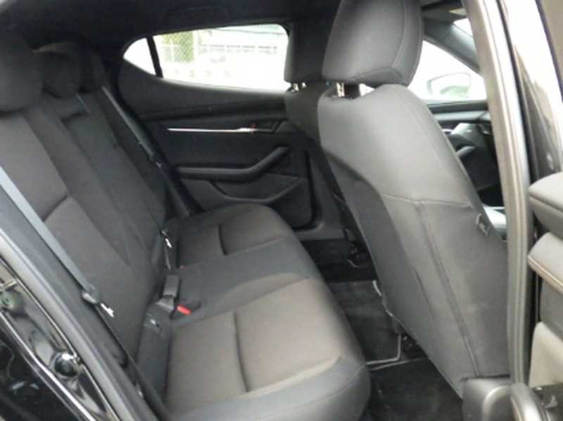 2022 Mazda 3 2,0L 2022 Cyprus