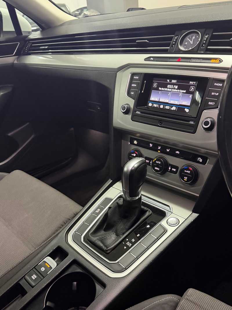 2017 Volkswagen Passat 1,4L 2017 Cyprus