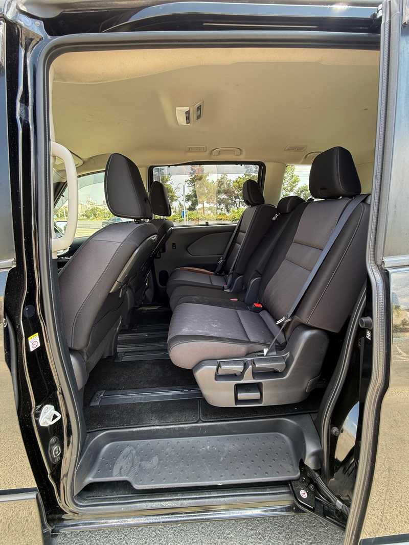 2022 Nissan Serena 2,0L 2022 Cyprus