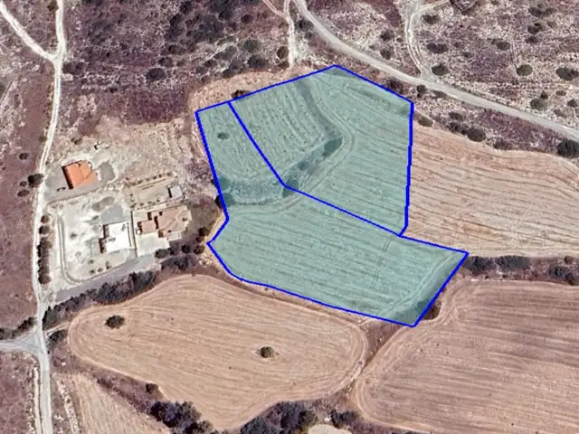 Residential Field 13378 m², Επαρχία Λάρνακας — Καλαβασός