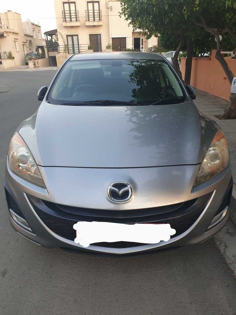 Mazda Axela 1,5L 2011