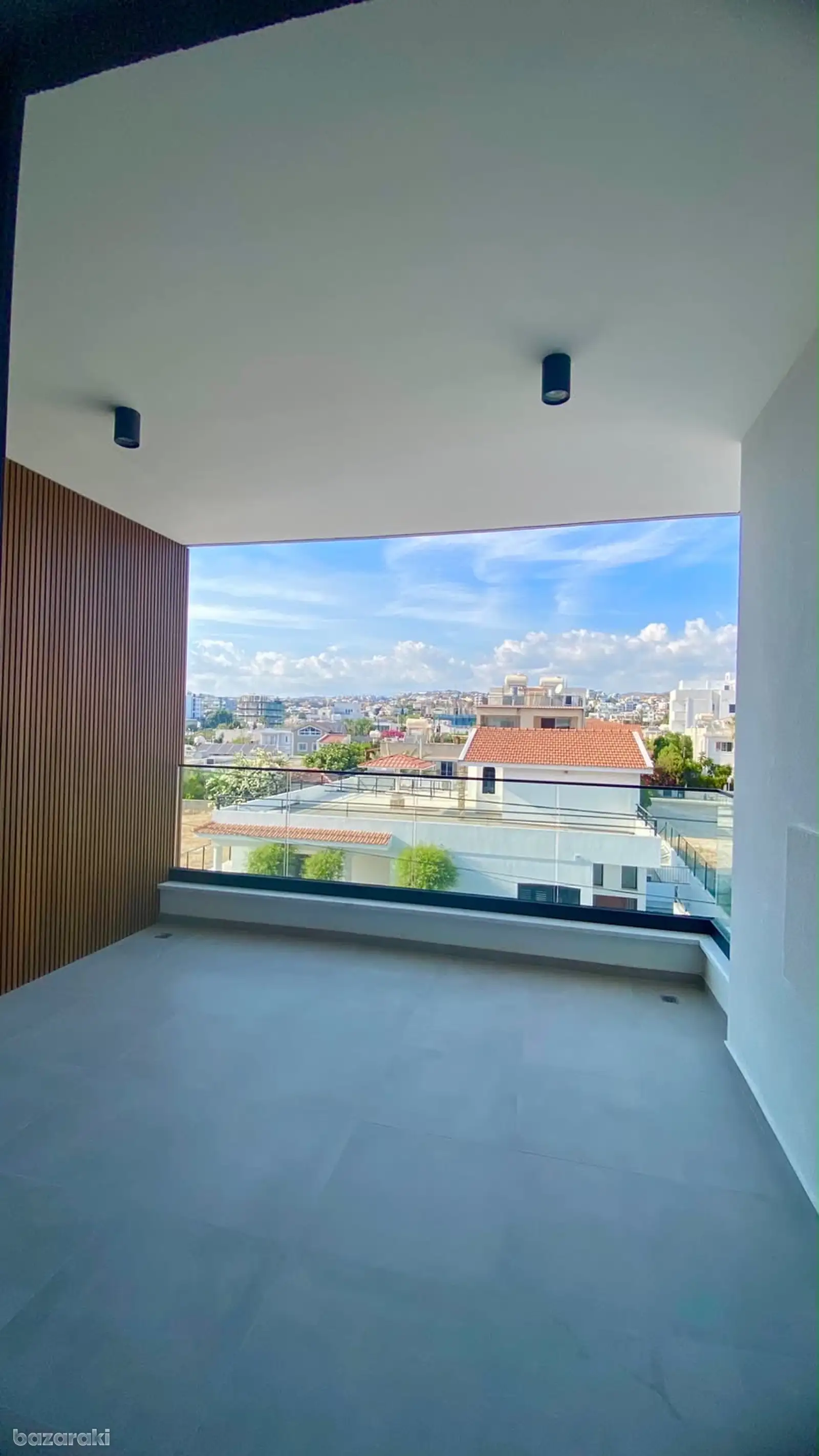 Apartment, 2 bedrooms — 3