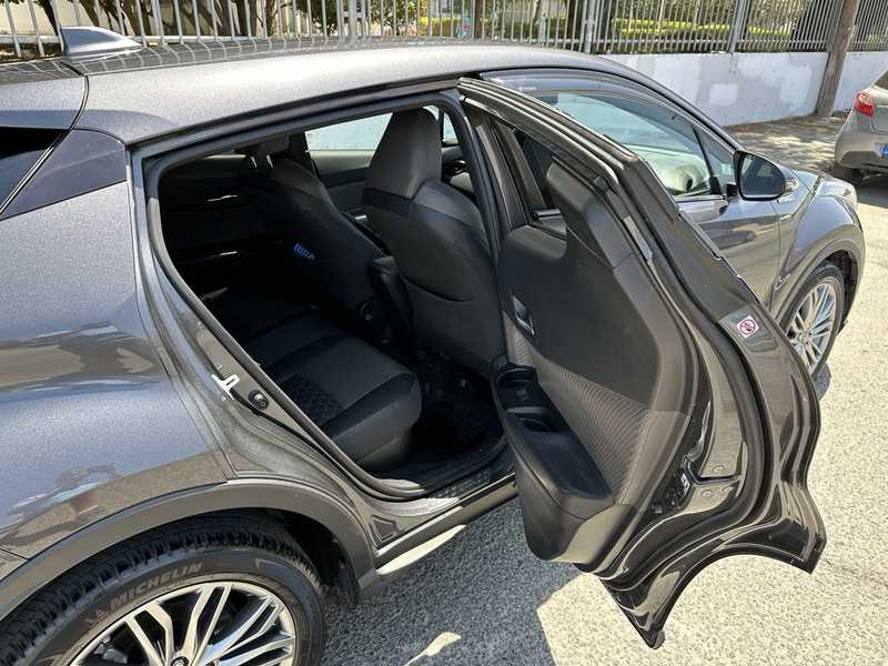 2021 Toyota C-HR 1,8L 2021 Cyprus