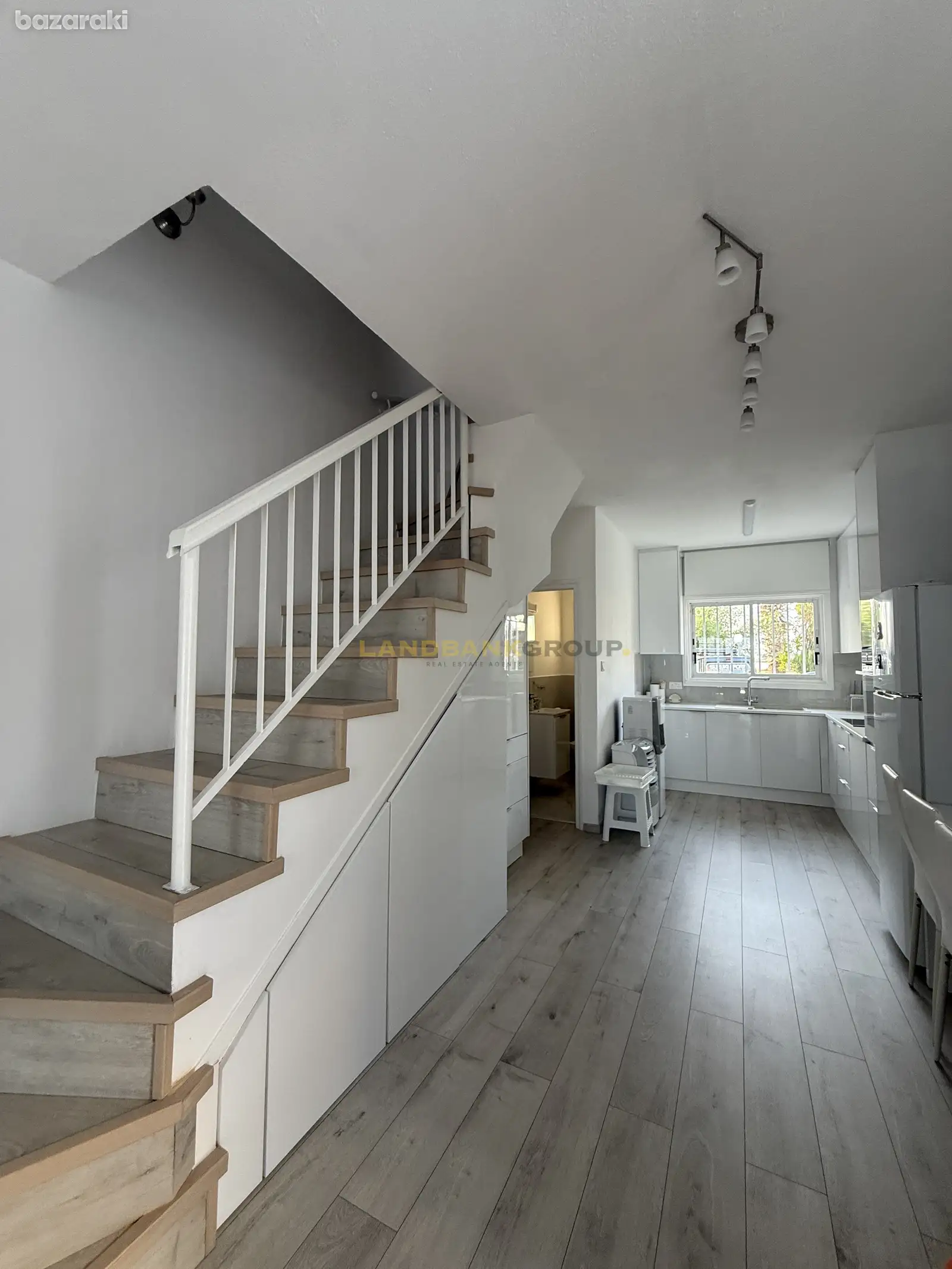 Maisonette, 2 bedrooms — 15