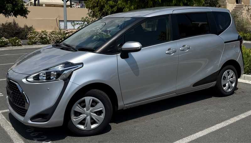 2022 Toyota Sienta 1,5L 2022 Cyprus