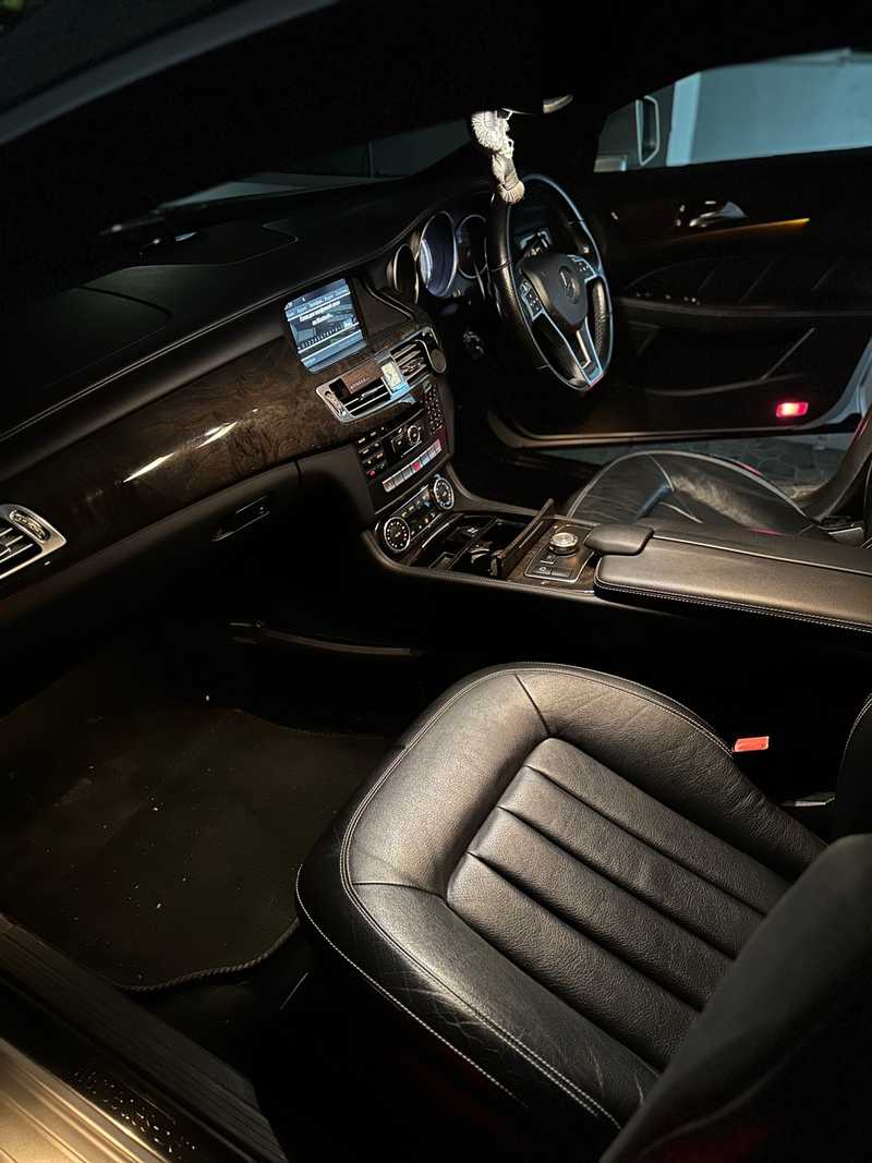 2011 Mercedes-Benz CLS-Class 3,0L 2011 Cyprus
