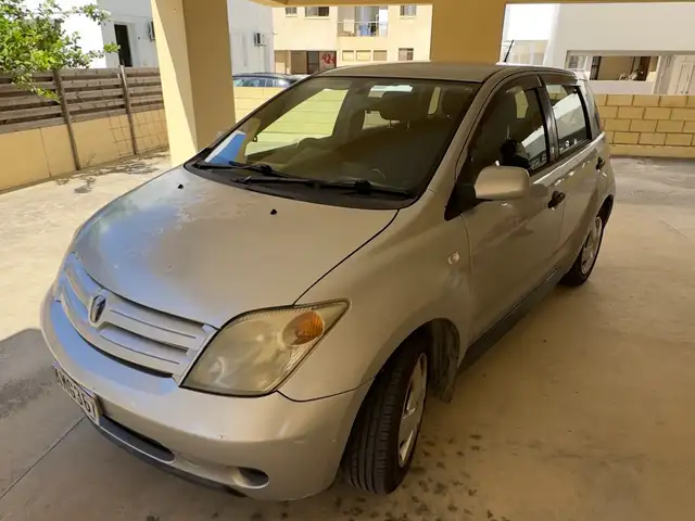 Toyota Ist