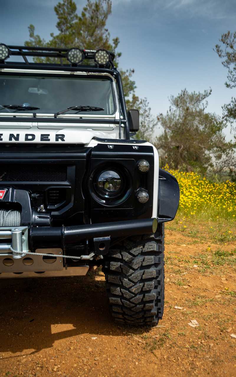 2003 Land Rover Defender 2,5L 2003 Cyprus