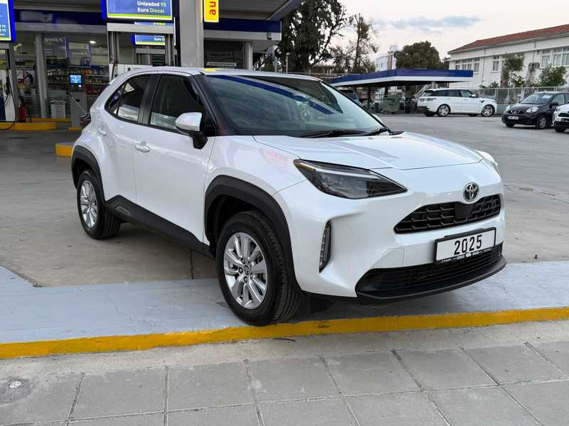 Toyota Yaris Cross 1,5L 2025