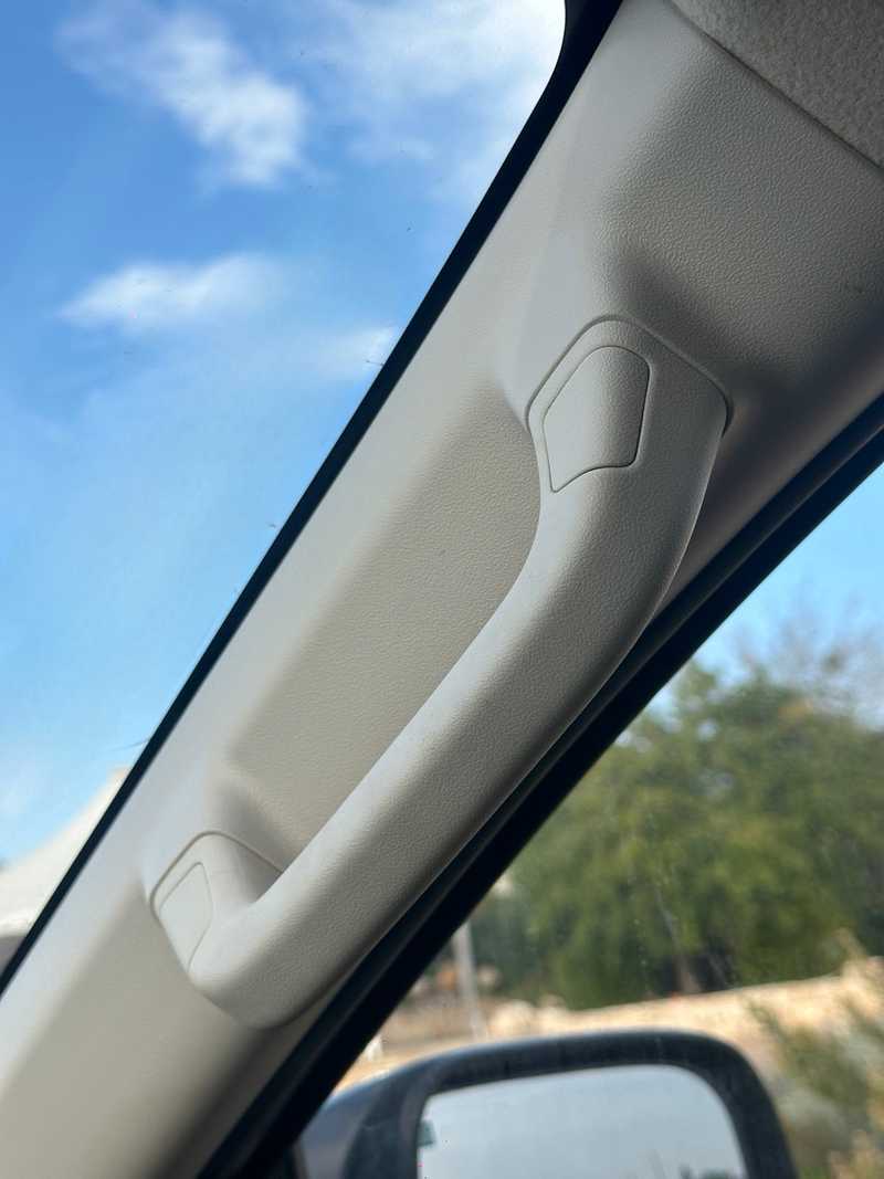 2017 Mitsubishi L200 2,4L 2017 Cyprus