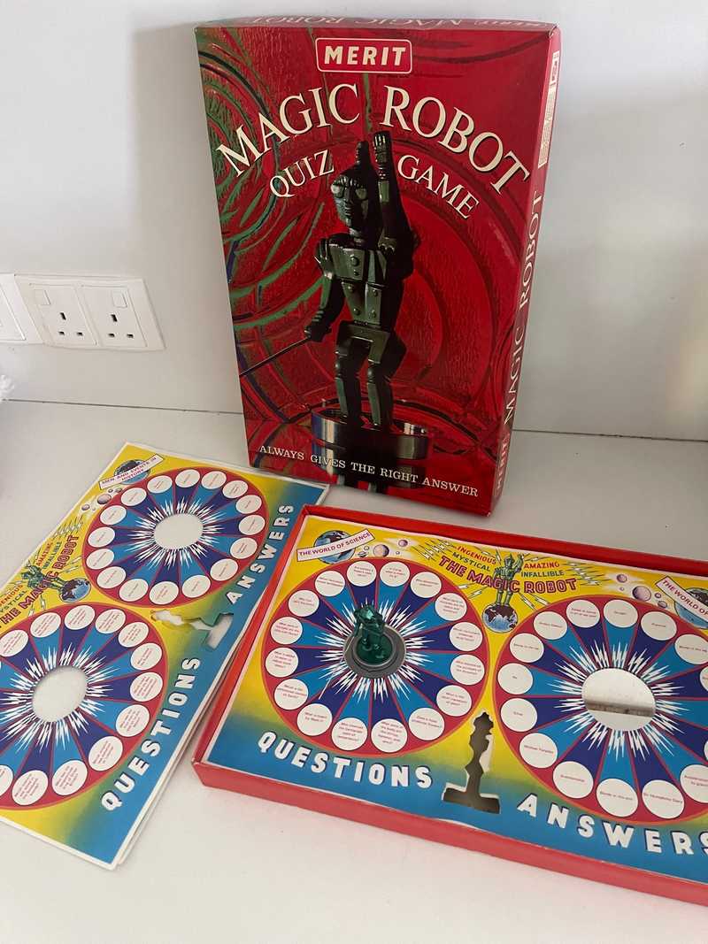 Vintage retro 1950s merit magic robot quiz game no 6228 j