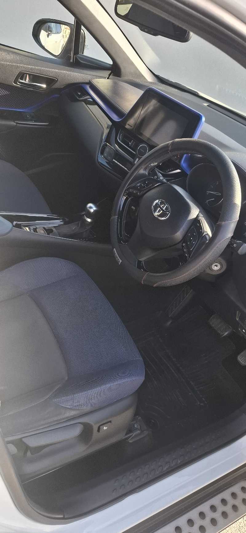 2017 Toyota C-HR 1,2L 2017 Cyprus