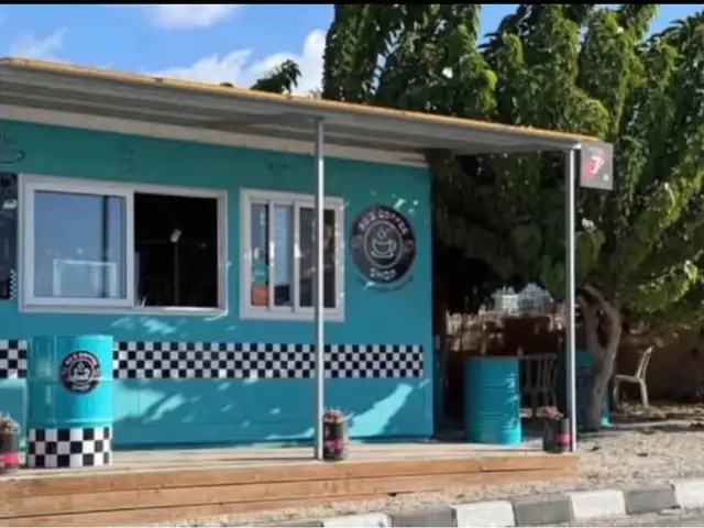 Coffee shop ready for work, Paphos — Tremithousa