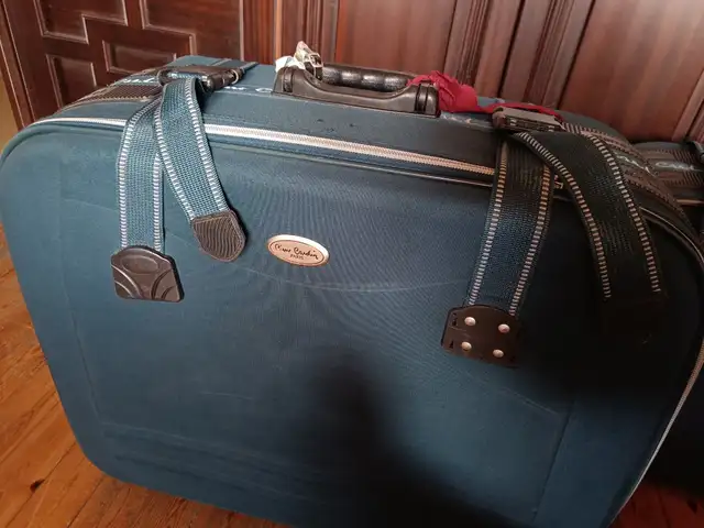 Piere Cardin Travel Pro Suitcases, Επαρχία Λευκωσίας — Παλαιομέτοχο
