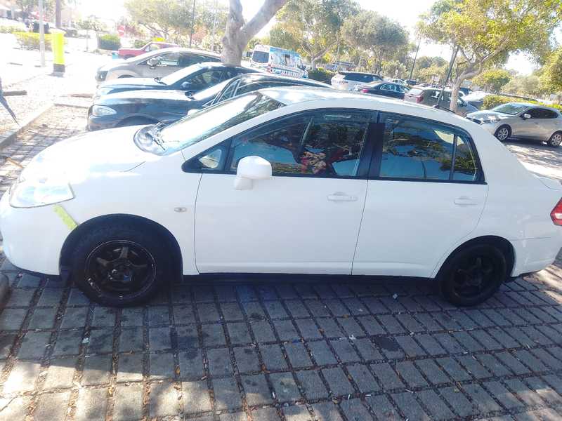 2010 Nissan Tiida 1,5L 2010 Cyprus