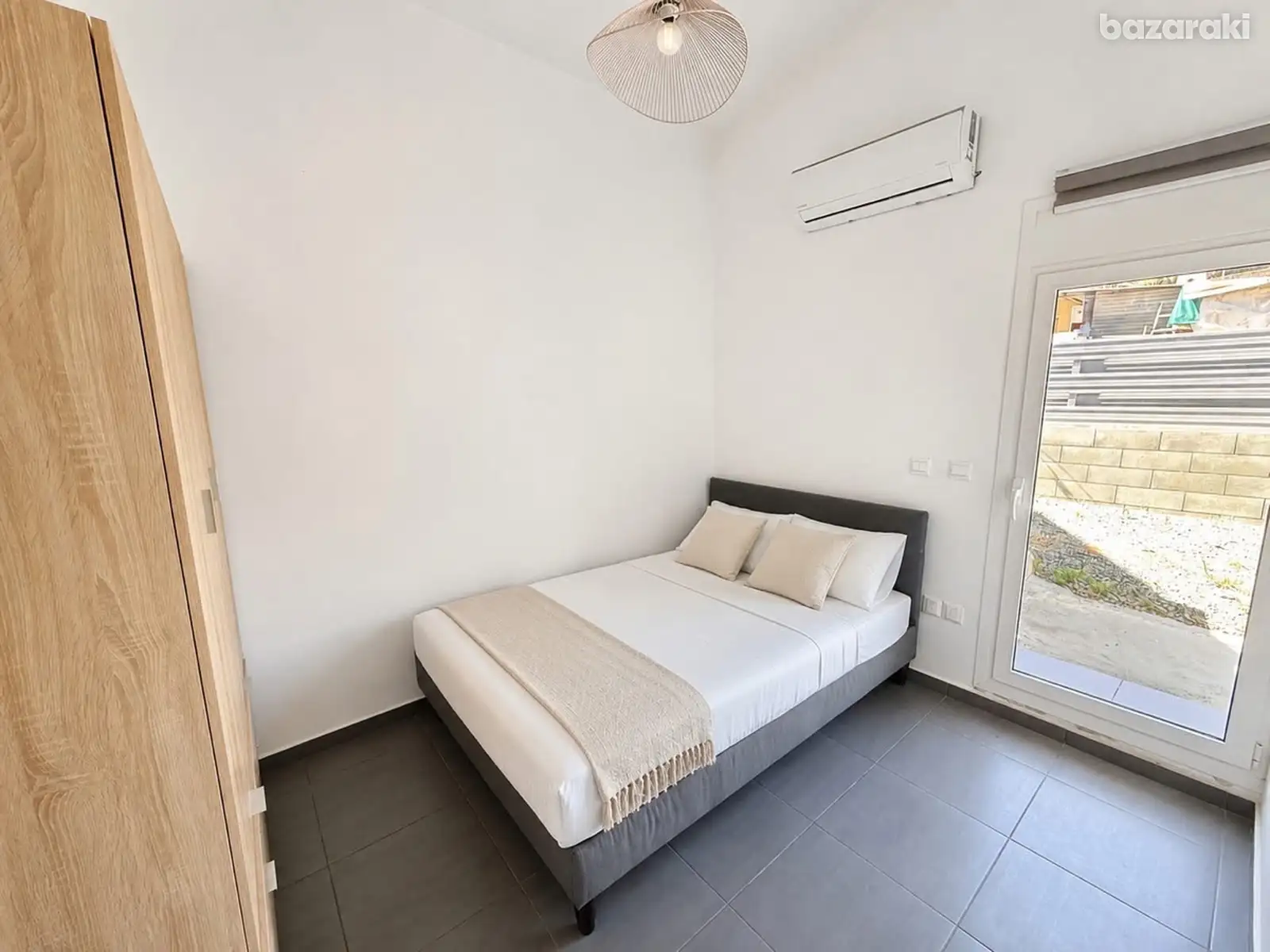 House, 2 bedrooms — 6