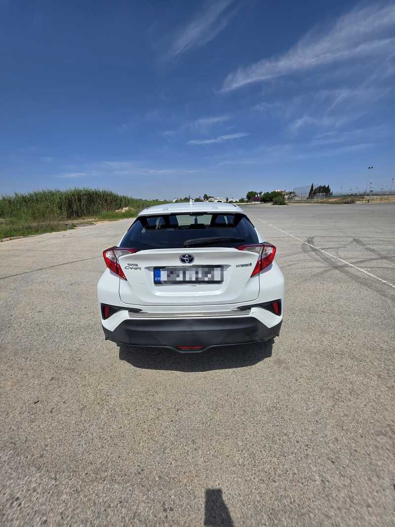 2016 Toyota C-HR 1,8L 2016 Cyprus