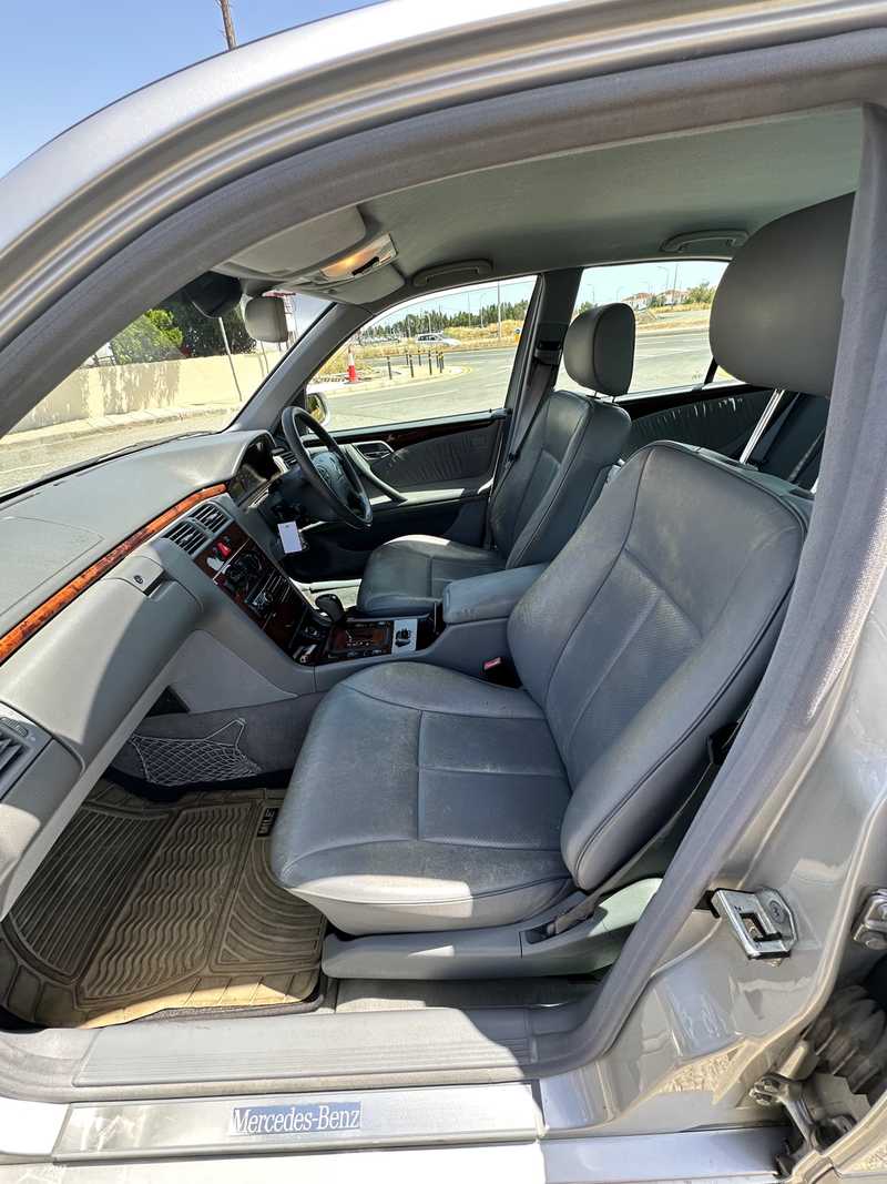 2003 Mercedes-Benz E-Class 2,0L 2003 Cyprus