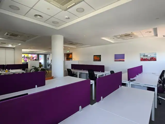 4th floor office for rent, Επαρχία Λεμεσού — Λεμεσός - Αγία Ζώνη - 4