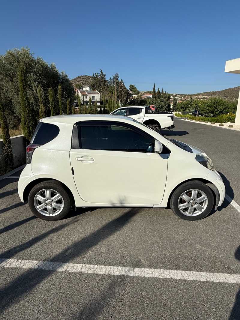 2010 Toyota IQ 1,0L 2010 Cyprus