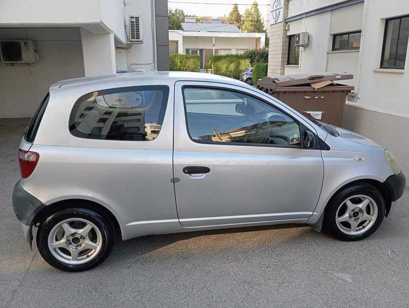 2000 Toyota Yaris 1,0L 2000 Cyprus