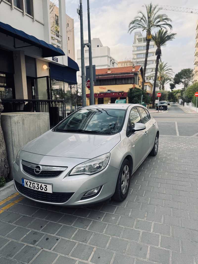 Opel, Vauxhall Astra 1,6L 2011