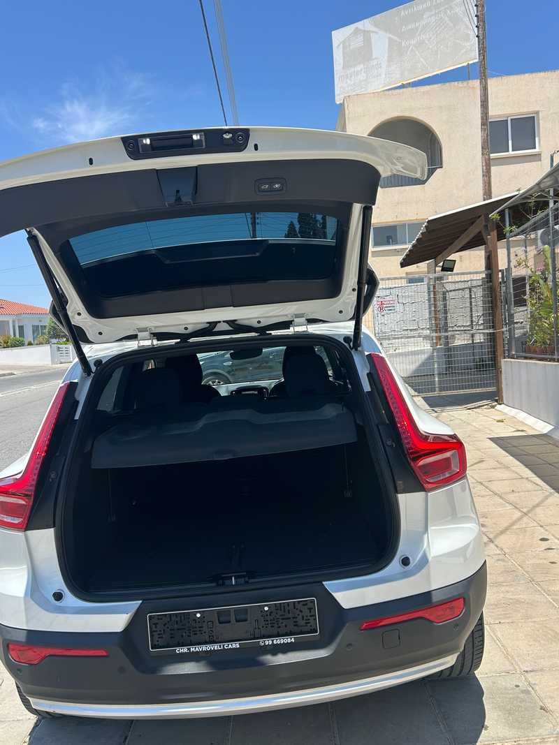 2022 Volvo XC40 2,0L 2022 Cyprus