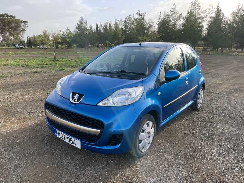 Peugeot 107 1,0L 2011