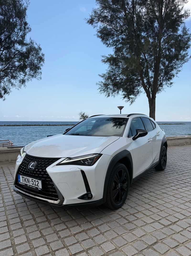Lexus UX 2,0L 2021