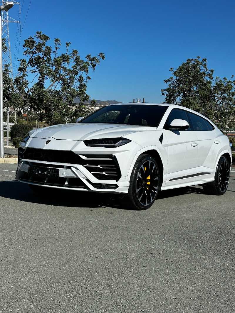 2024 Lamborghini Urus 4,0L 2024 Cyprus