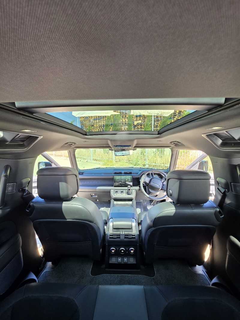 2024 Land Rover Defender 5,0L 2024 Cyprus