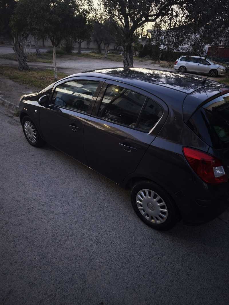 2011 Opel, Vauxhall Corsa 1,4L 2011 Cyprus