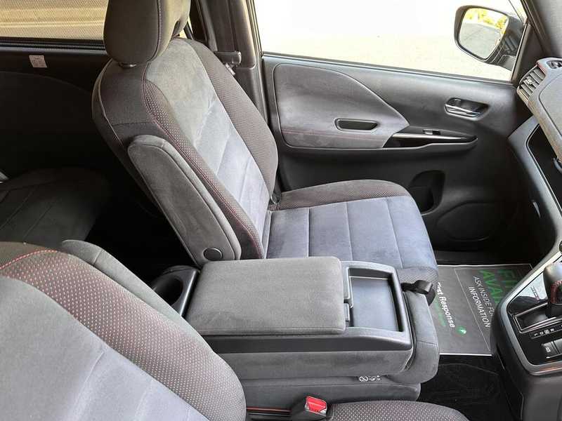 2020 Nissan Serena 2,0L 2020 Cyprus