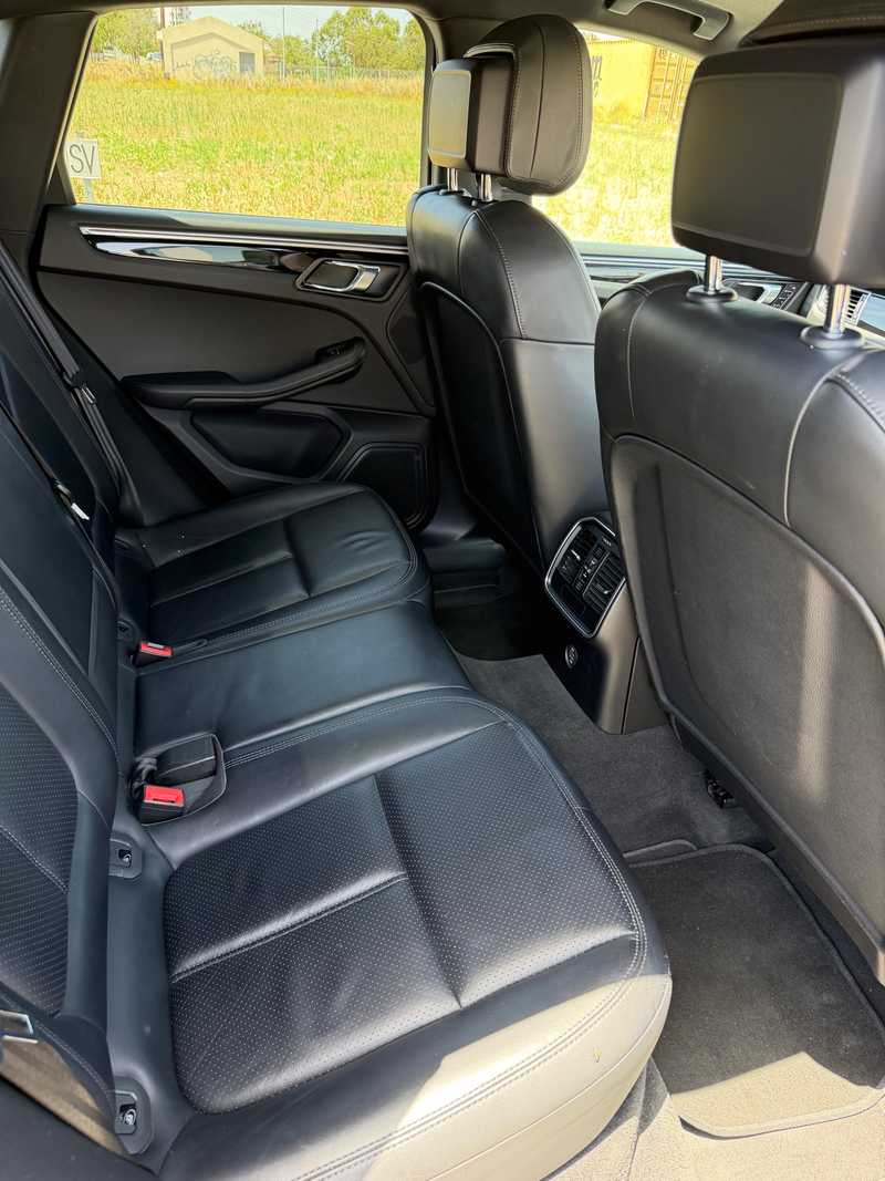 2017 Porsche Macan 3,0L 2017 Cyprus