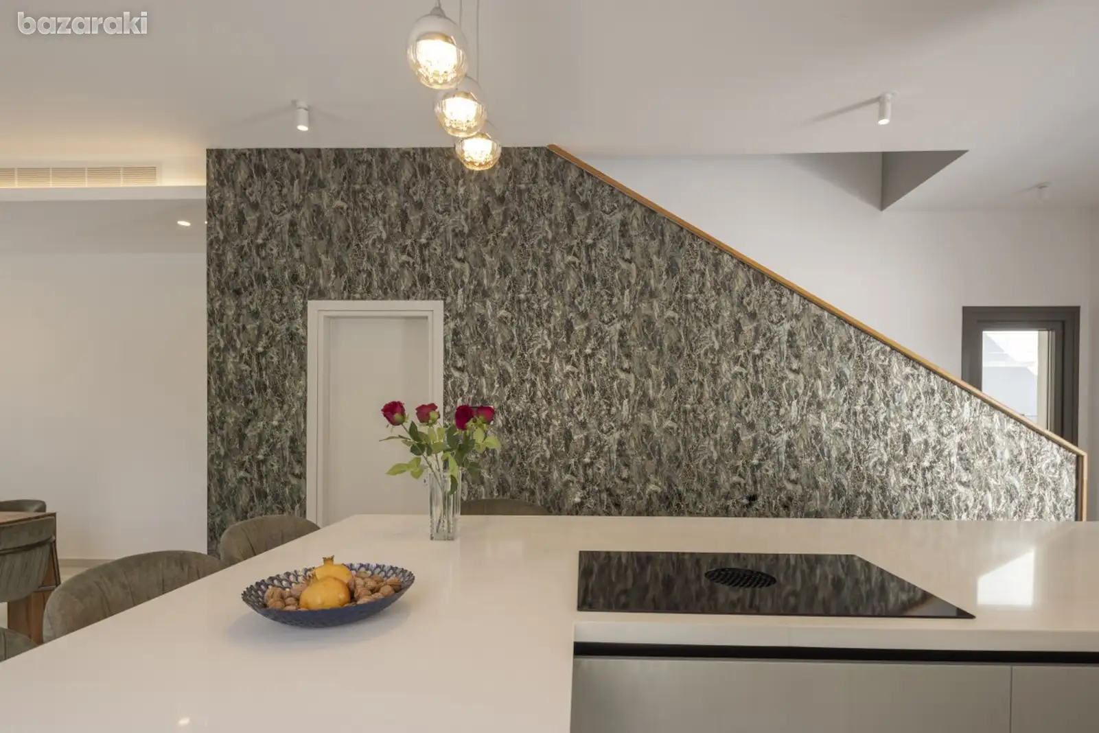 House, 3 bedrooms — 8