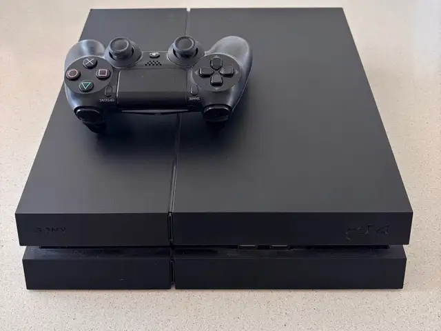 Playstation 4 original, Nicosia — Agios Dometios - Agios Pavlos