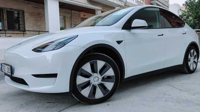 Tesla Model Y Electric 2023