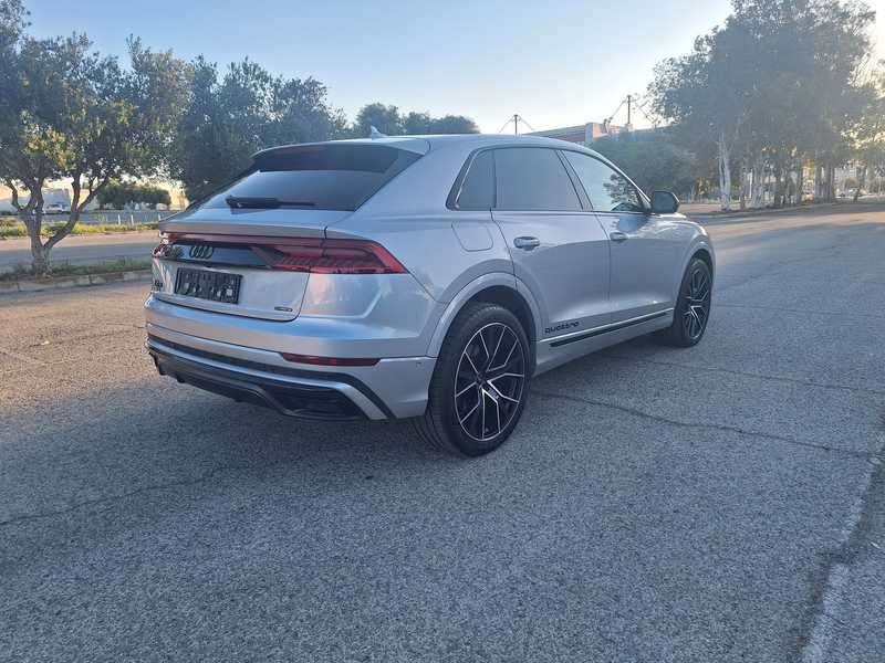 Audi Q8 3,0L 2022