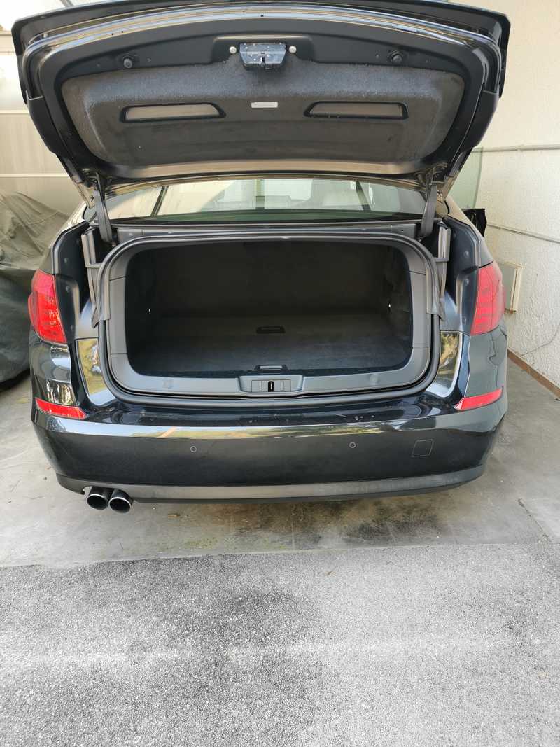 2010 BMW 5-Series 3,0L 2010 Cyprus