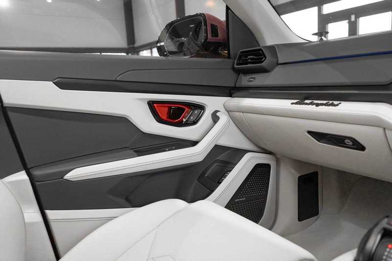 2026 Lamborghini Urus 4,0L 2026 Cyprus