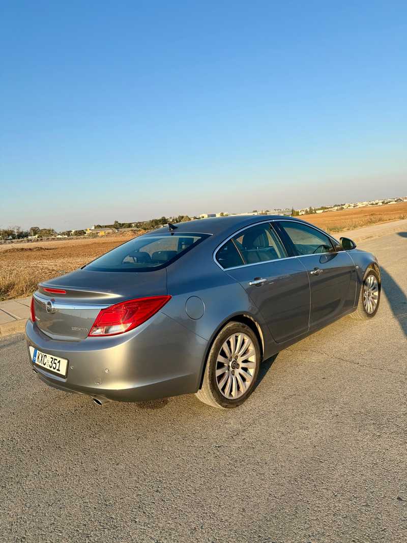 2010 Opel, Vauxhall Insignia 1,6L 2010 Cyprus
