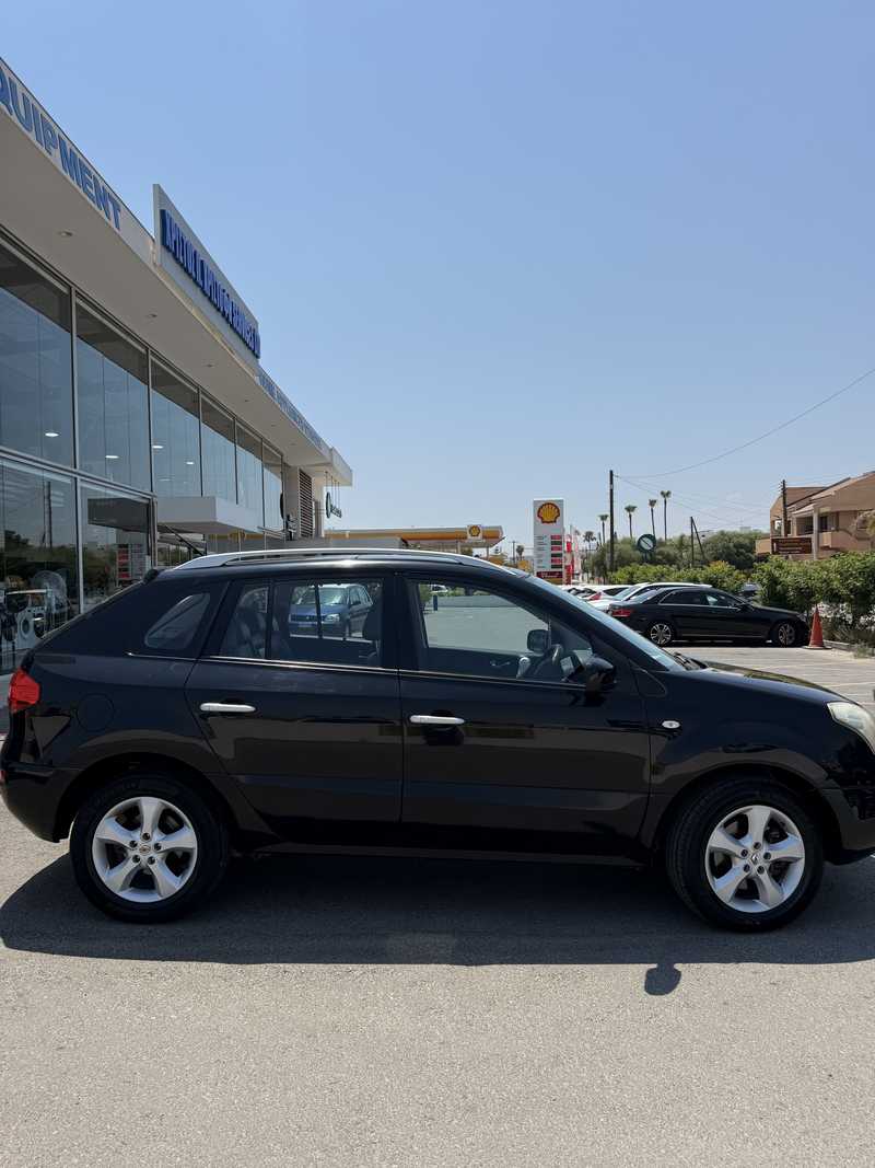 2010 Renault Koleos 2,0L 2010 Cyprus