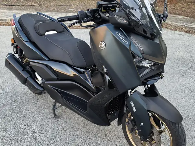 Yamaha xmax300 tech max, Επαρχία Λευκωσίας — Λατσιά - Άγιος Ελευθέριος