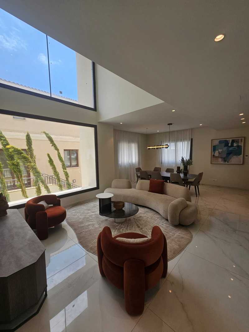 5-bedroom villa for sale