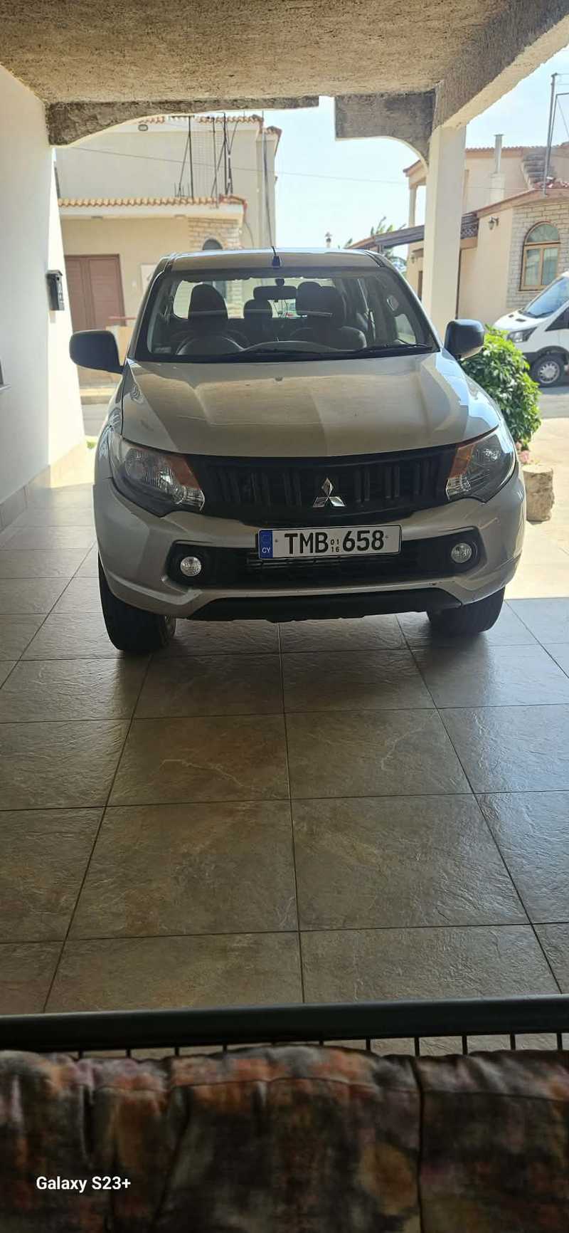 2016 Mitsubishi L200 2,5L 2016 Cyprus